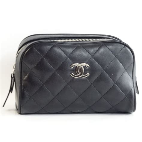 trousse chanel|petite maroquinerie Chanel.